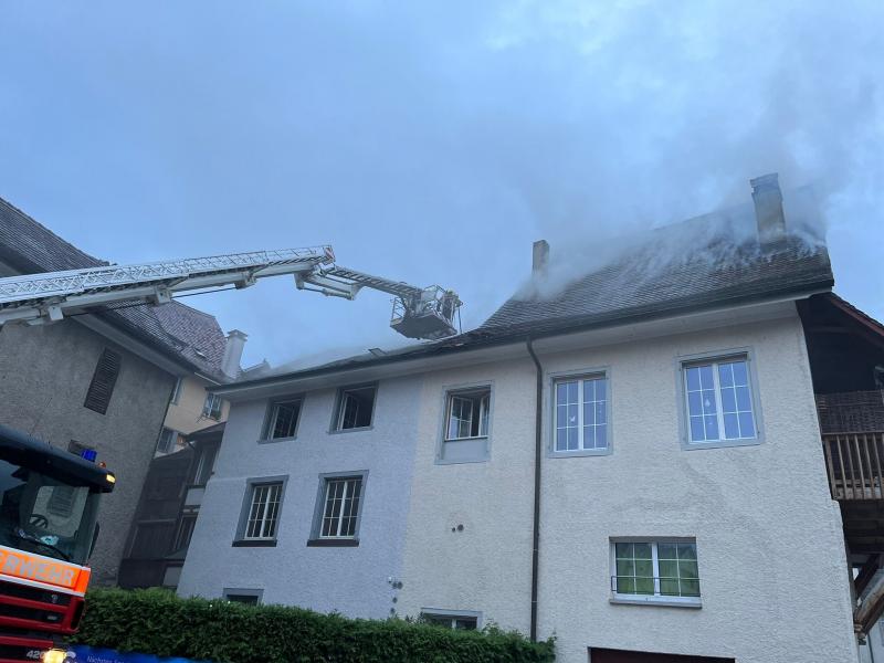 Diessenhofen: Brand in Dachwohnung