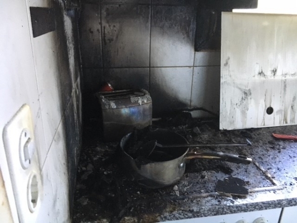 Küchenbrand in Wittenbach: Mann löscht Feuer und verhindert Katastrophe