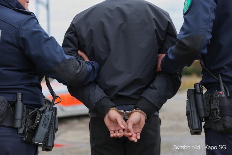 Rheintal: Mehrere Diebstähle aufgeklärt, Beschuldigter festgenommen