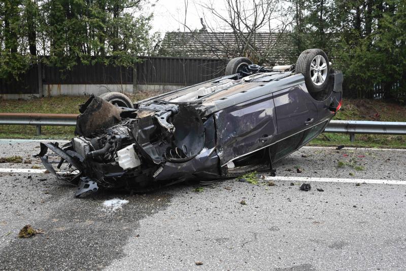 Ebnat-Kappel: Selbstunfall auf Umfahrungsstrasse - Autofahrerin fahrunfähig