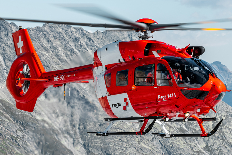 Erste Einsätze für den in Sion stationierten neuen und  modernen fünfblättrigen Rega-Helikopter