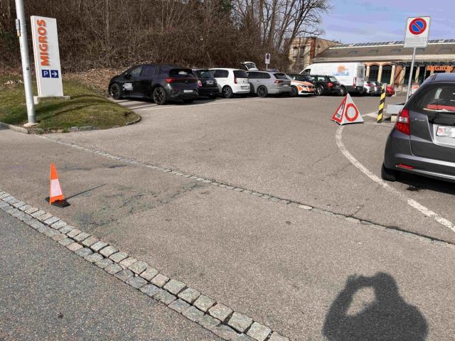 Unfall auf der Stadtbuhlstrasse: 88-jähriger Fußgänger verletzt - Zeugensuche in St.Gallen
